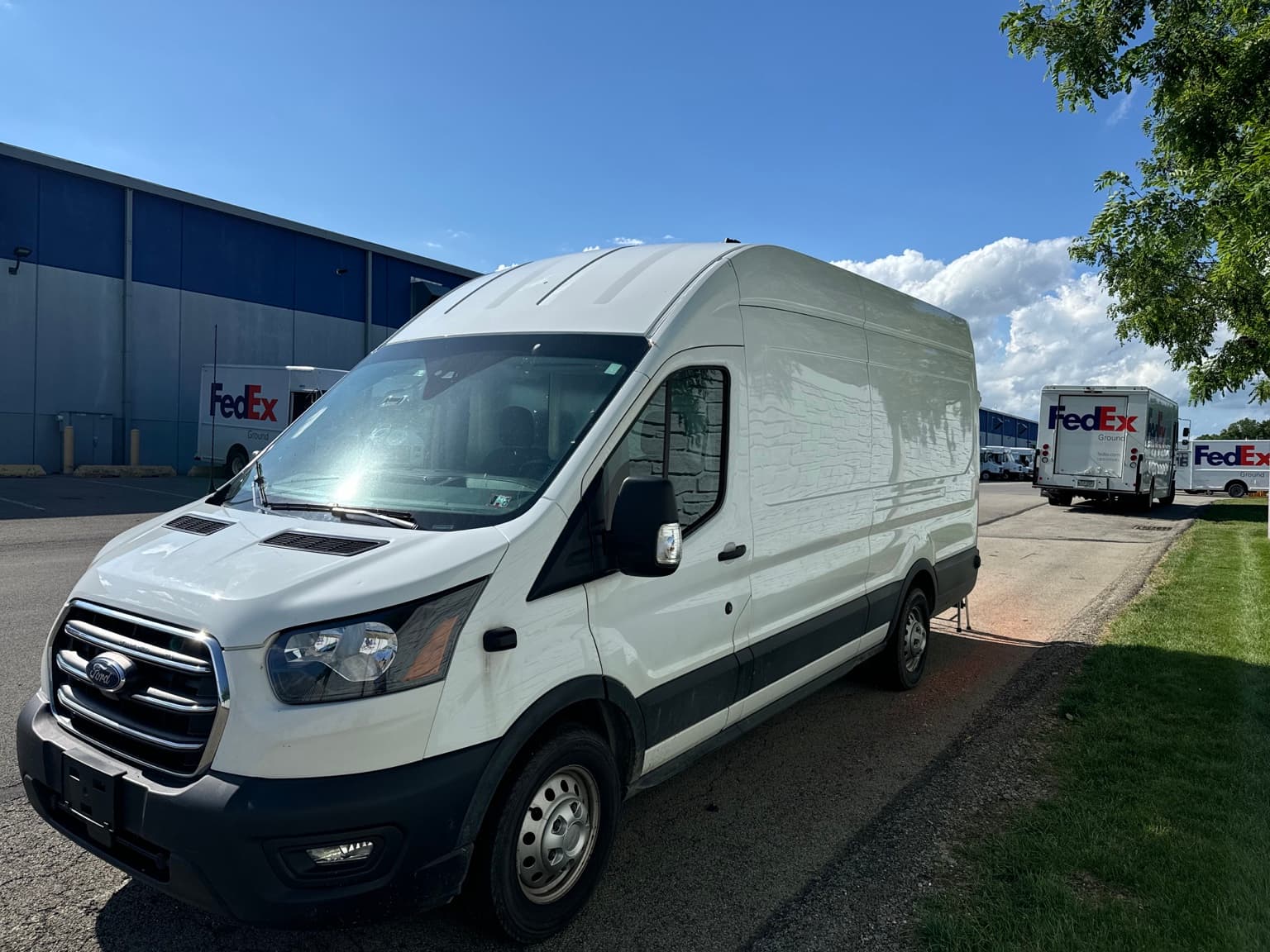 Sigma commercial rental vehicle